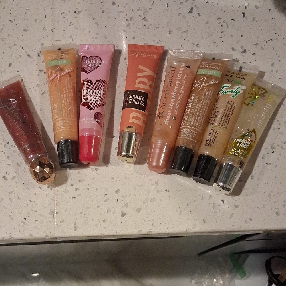 Shimmering Lip Gloss Collection - Pink, Nude, and Gold - Picture 2 of 2